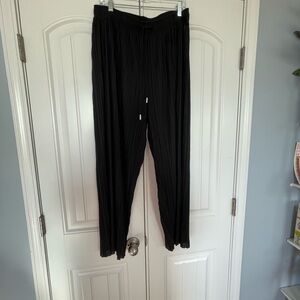Women’s Black Pleated Pants Pull On Pants 2X